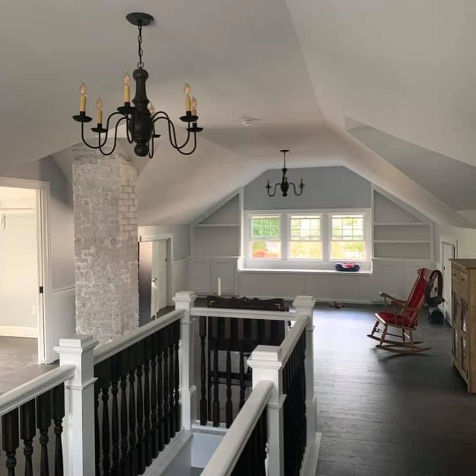 Morgan attic — living space detail